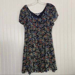 Equation floral print dress SIZE MEDIUM